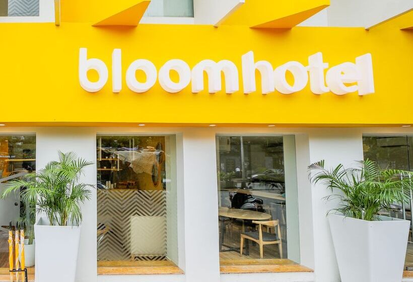 Bloom Hotel   Worli