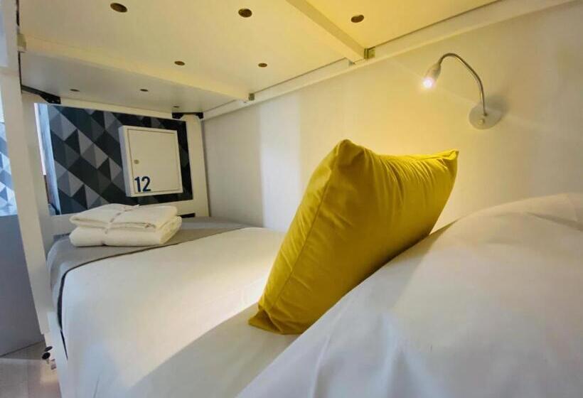 Family Hostel Costa Nova