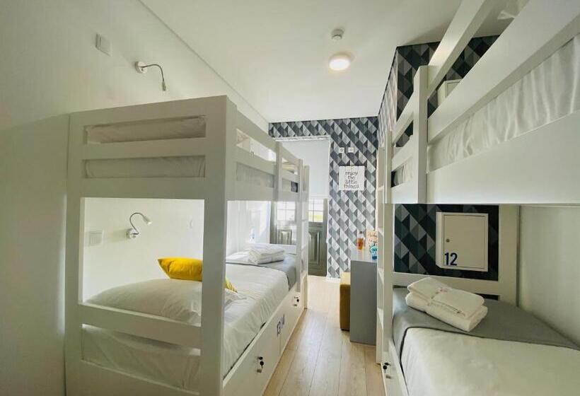 Family Hostel Costa Nova