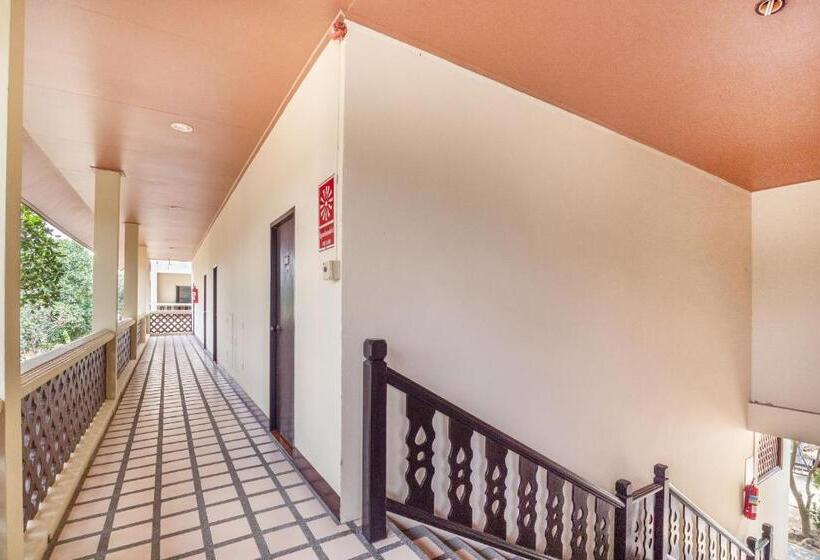 فندق Ban Nam Mao Resort