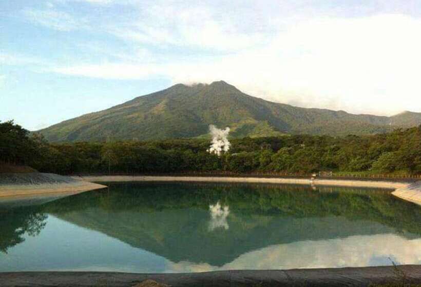 فندق Cabinas Bachelor