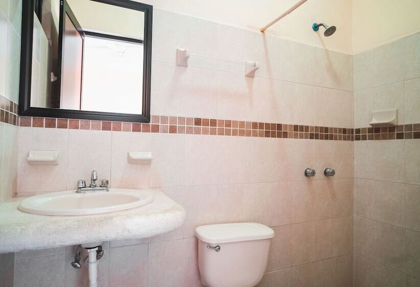 Capital O Hotel Aurora, Tuxtla Gutiérrez