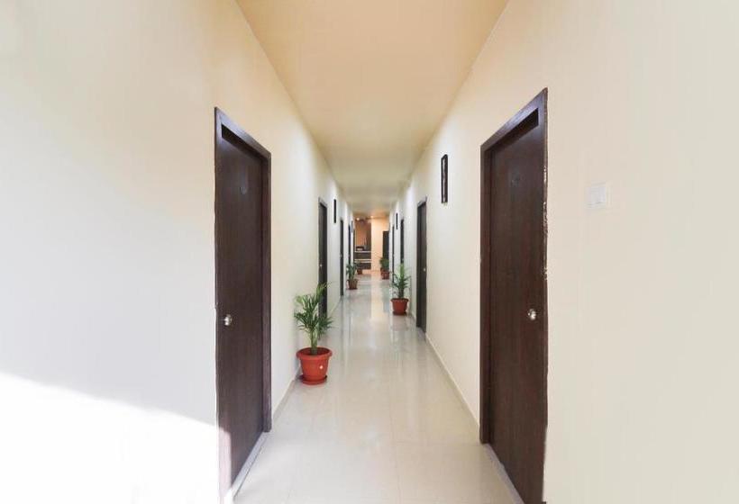 Отель Capital O 71726 Airport Stay Inn