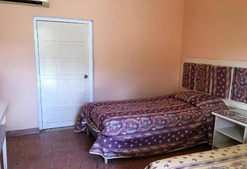 فندق Chan Santa Cruz