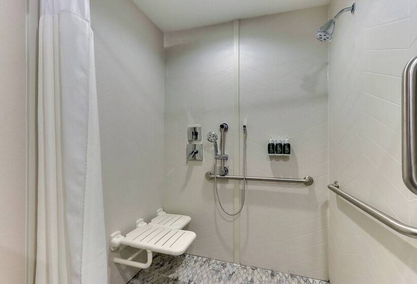 فندق Fairfield Inn & Suites Warsaw