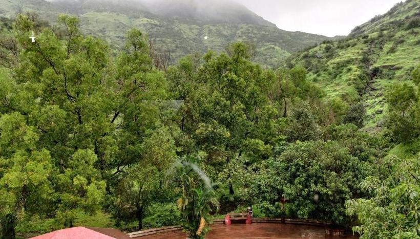 فندق Golden Resort