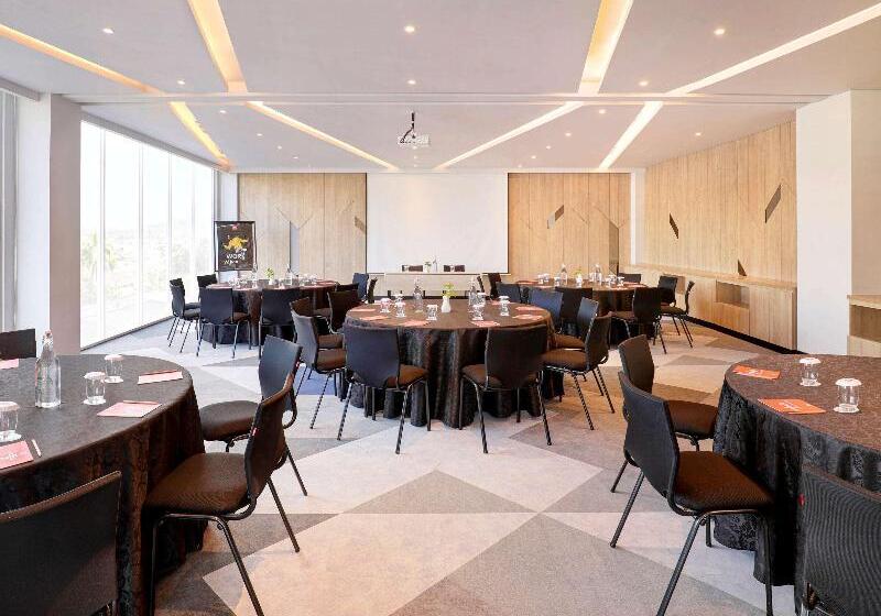 בית מלון כפרי Ibis Samarinda