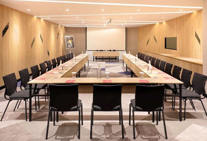 בית מלון כפרי Ibis Samarinda