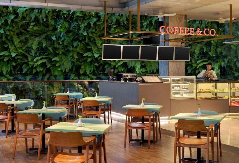 هتل Ibis Samarinda