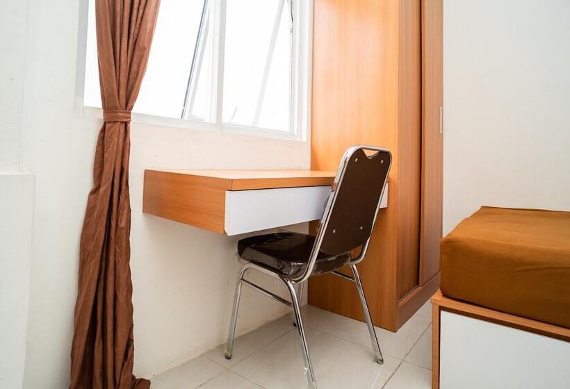 Hotel Koolkost Near Universitas Pancasila