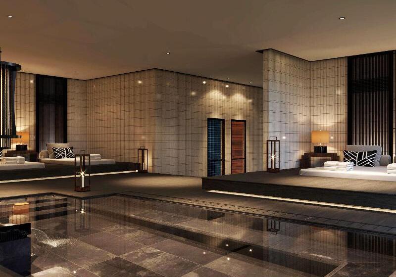 هتل Mövenpick Resort Waverly Phu Quoc