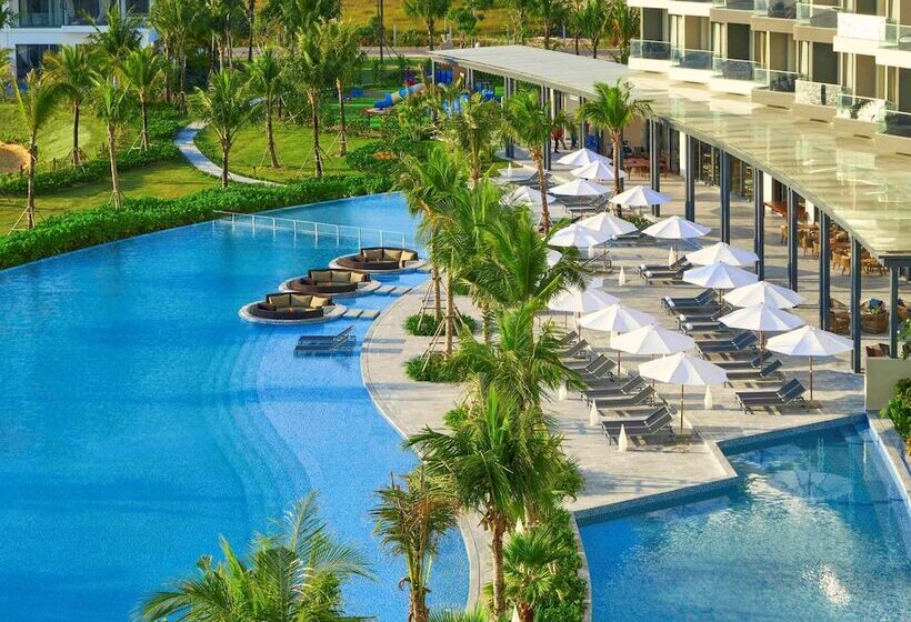 هتل Mövenpick Villas & Residences Phu Quoc