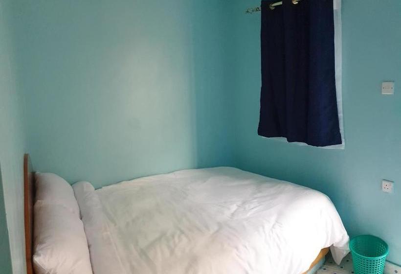 Отель Oakridge Gardens