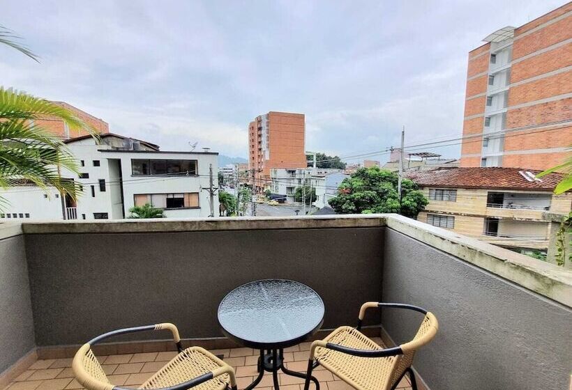 ホテル Origen Local Suites