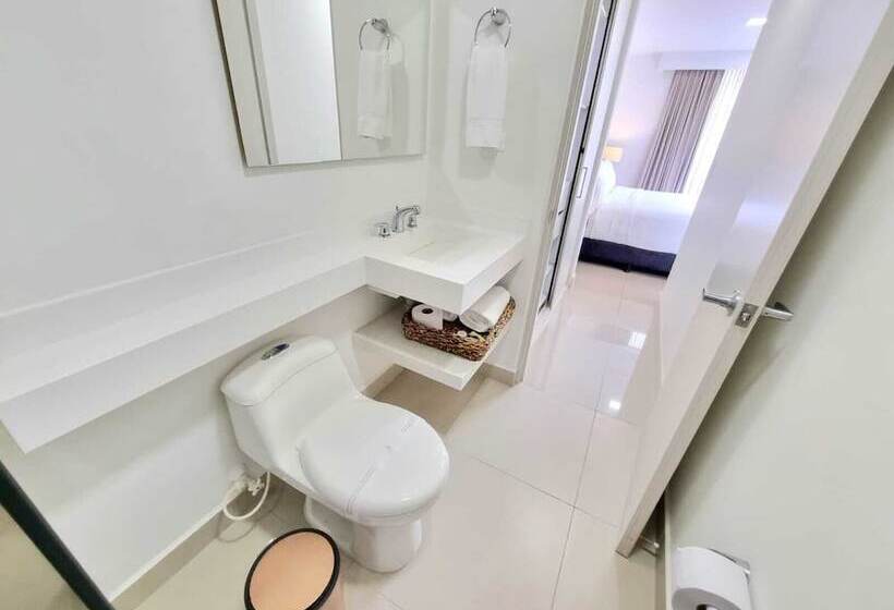 ホテル Origen Local Suites