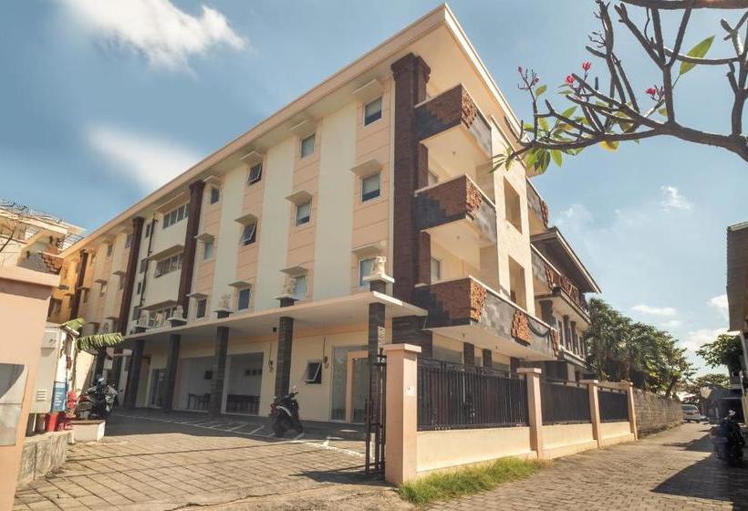 酒店 Oyo 3427 Griya Wika