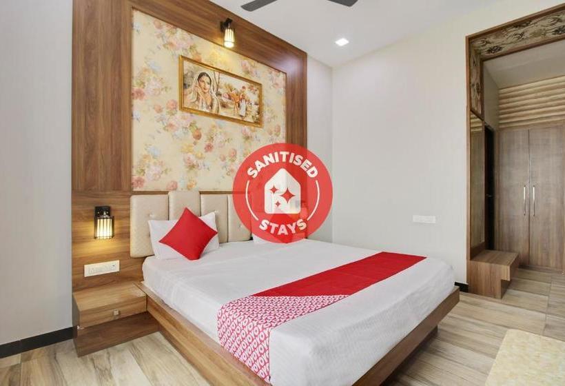 هتل Oyo 71691 Lord S Homestay