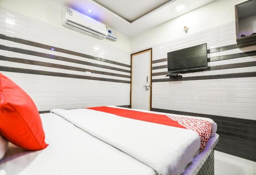 فندق Oyo 71693 Starlight