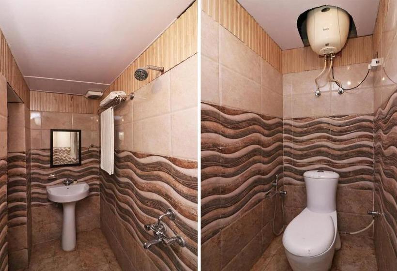 Отель Oyo 72183  Vaaridhi Lodge