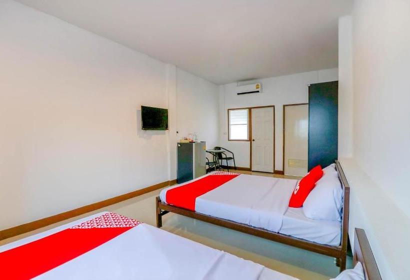 Отель Oyo 873 Smart And Smile Apartment