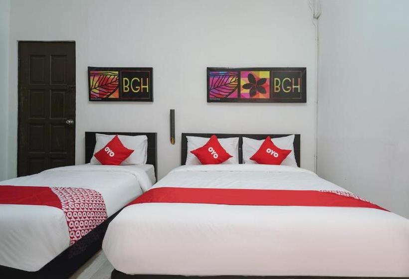 Отель Oyo 90047 Bangi Guest House