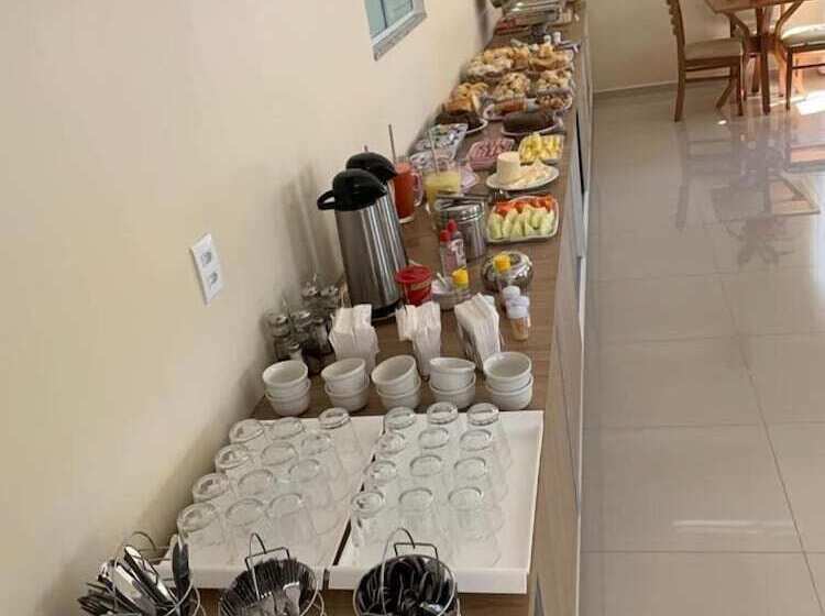 בית מלון כפרי Pissin Pousada E