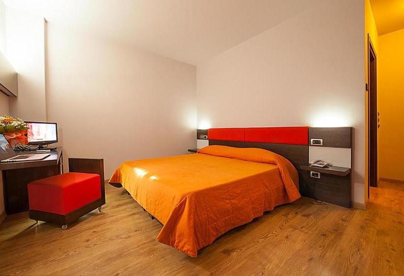 酒店 Plestina Ristorante Pizzeria