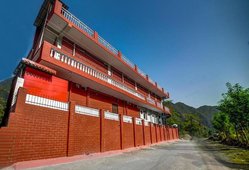 ホテル Sahastradhara Riverresort