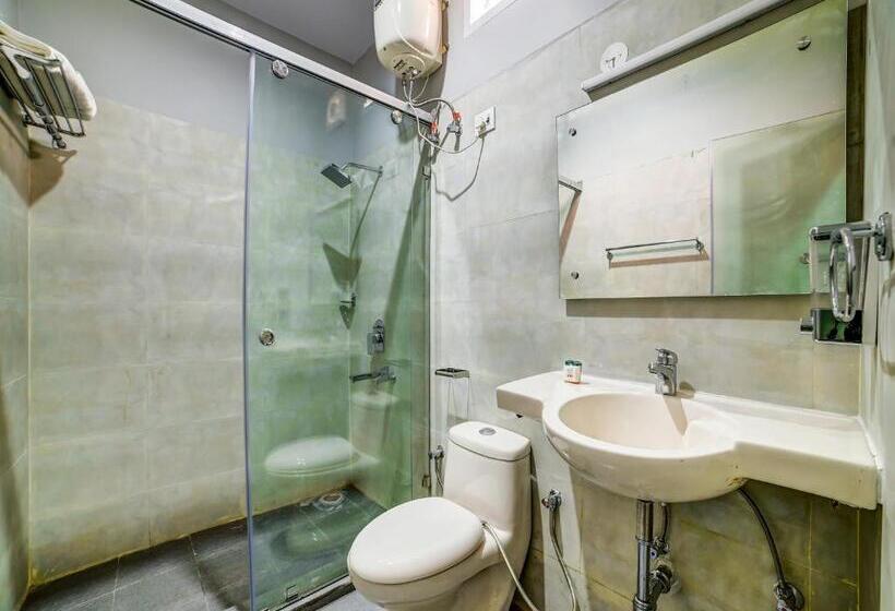 בית מלון כפרי Sahastradhara Riverresort