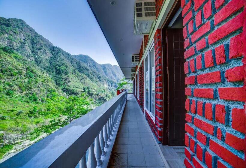 ホテル Sahastradhara Riverresort