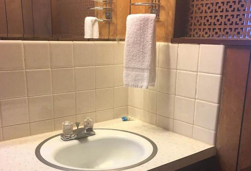 فندق Economy Inn Eldorado