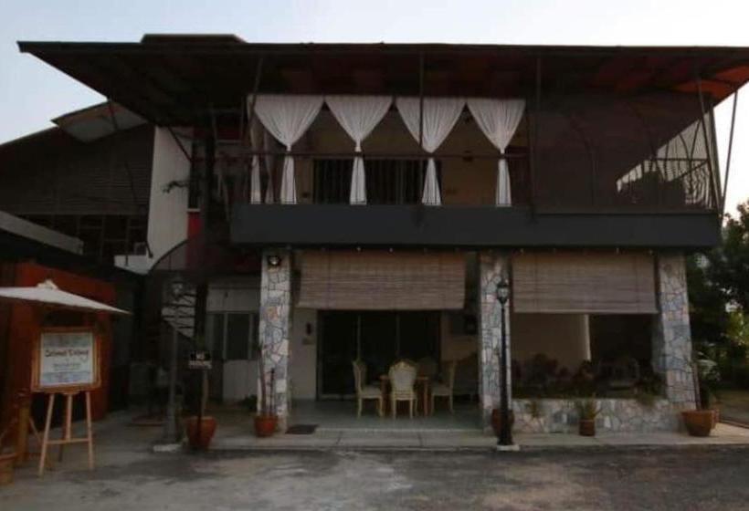 ホテル Spot On 90064 Bgh Hostel Lama