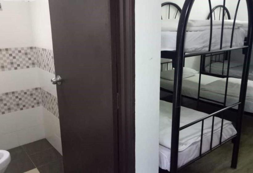 فندق Spot On 90064 Bgh Hostel Lama