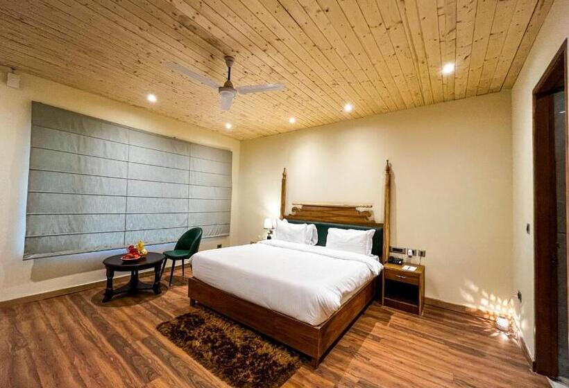 فندق Punarnava Resort & Spa