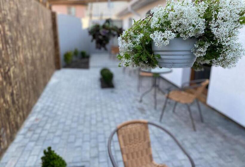 پانسیون 4rooms