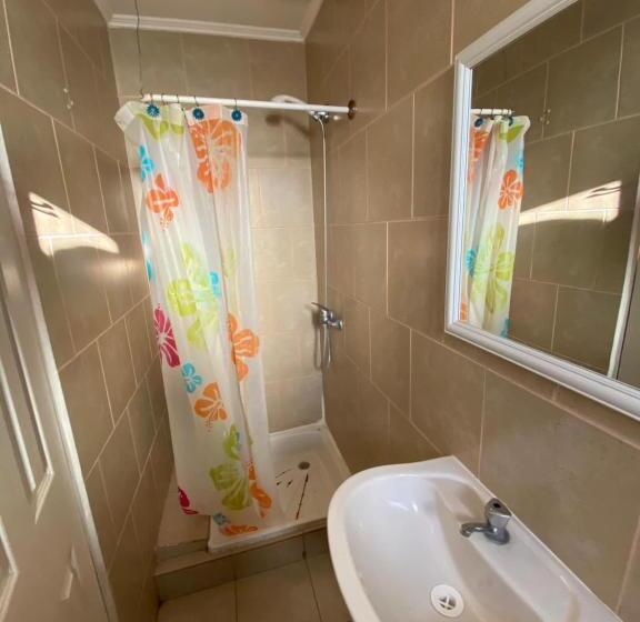 ペンション Hostal Agustín Ii