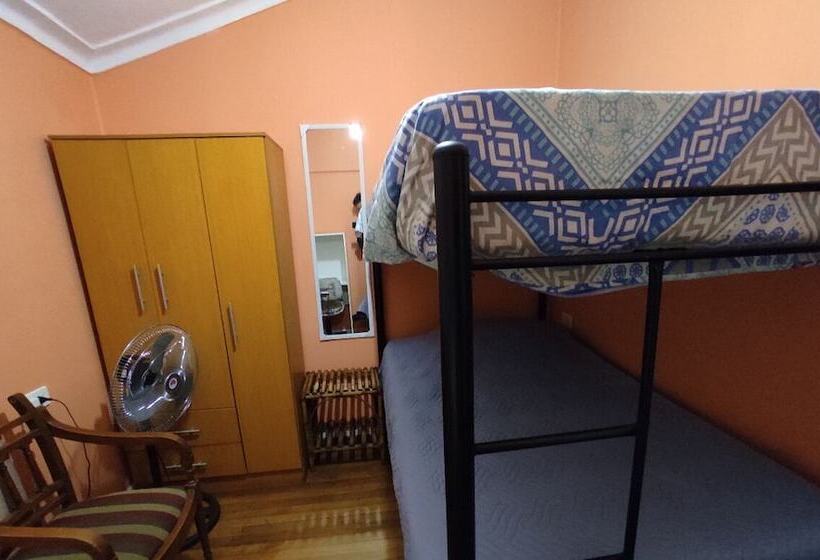 פנסיון Gatos De Campo Tiernos Y Traviesos