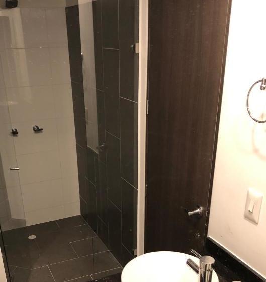 膳宿费 Private Room/bathroom In Downtown