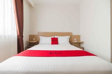 پانسیون Reddoorz Near Simpang Patal Palembang