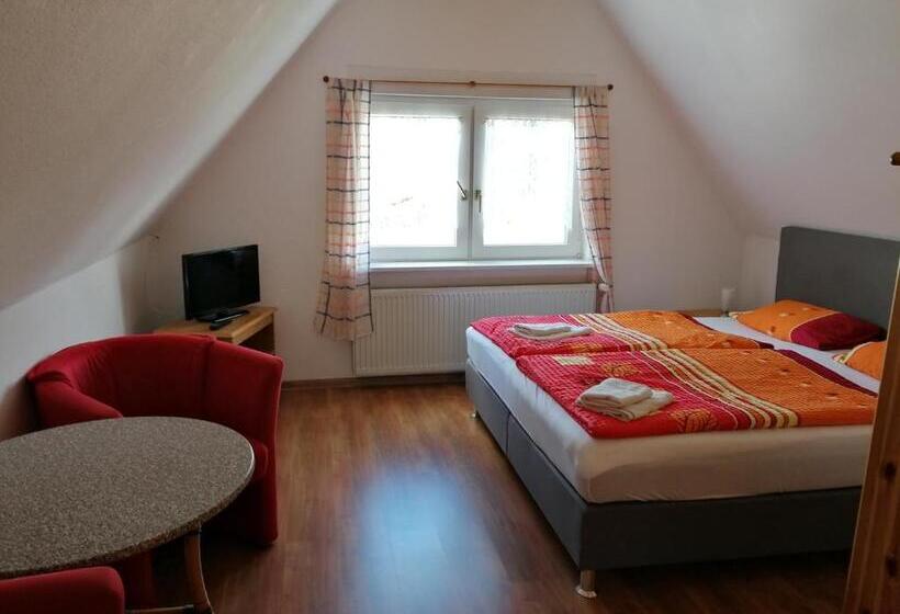 Pension Und Bistro Dat Olle Fischerhus