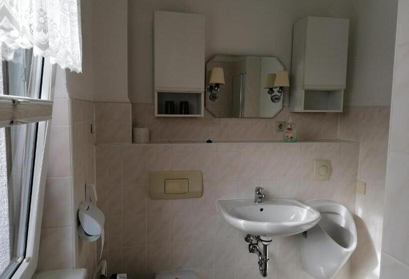 Pension Und Bistro Dat Olle Fischerhus