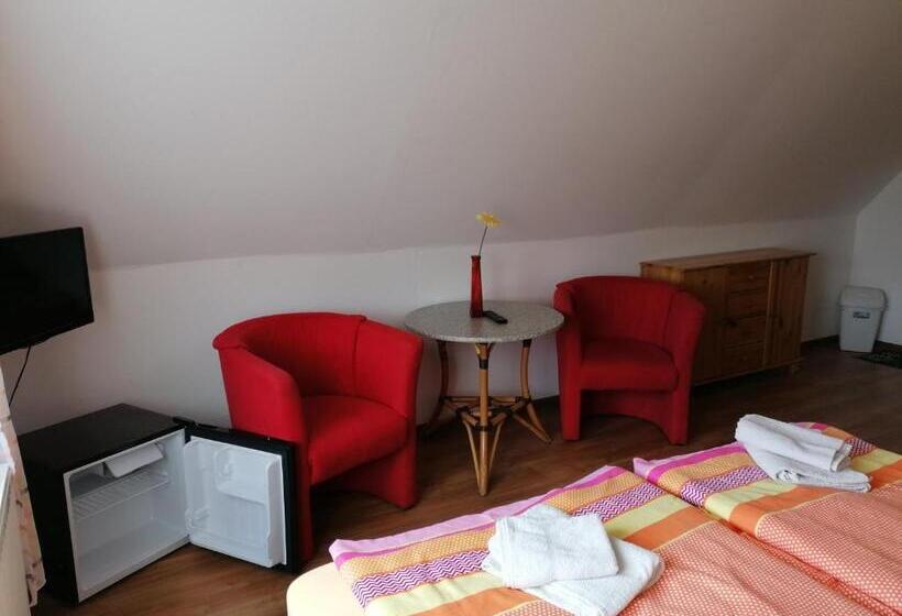 Pension Und Bistro Dat Olle Fischerhus