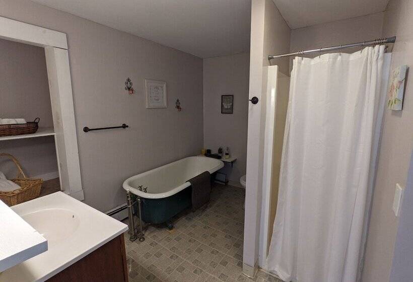 مبيت وإفطار The Engel House