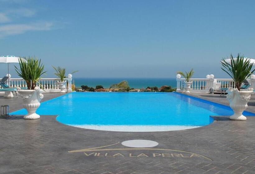 تختخواب و صبحانه Villa La Perla