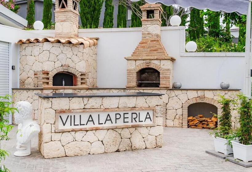 Bed and Breakfast Villa La Perla