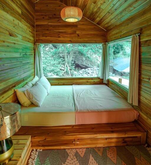 هتل Blue Lagoon Cat Ba