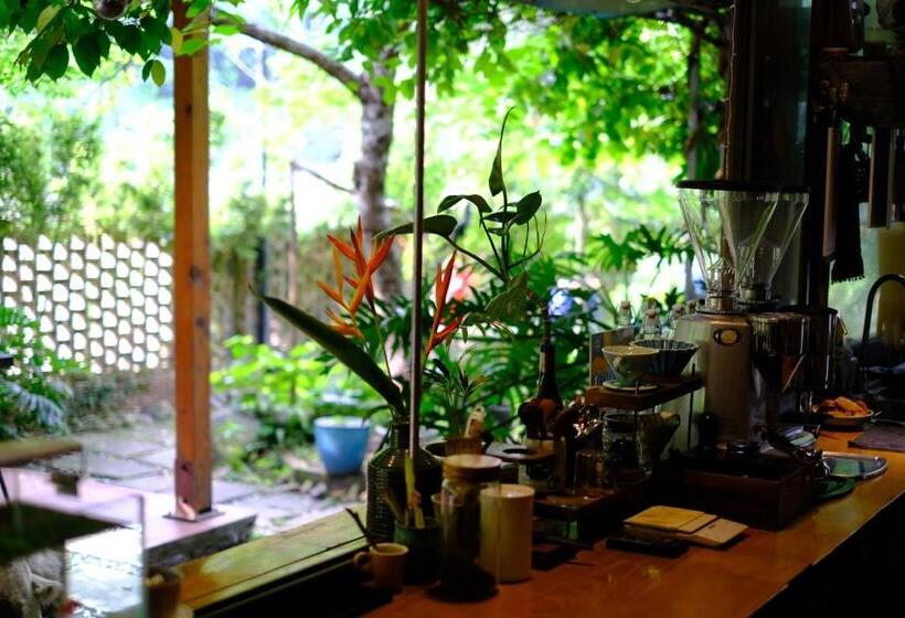 هتل Blue Lagoon Cat Ba