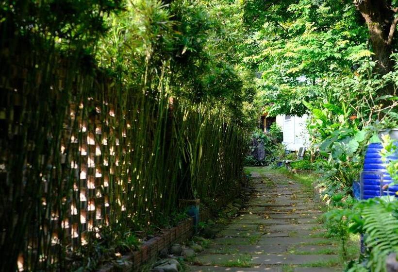 هتل Blue Lagoon Cat Ba