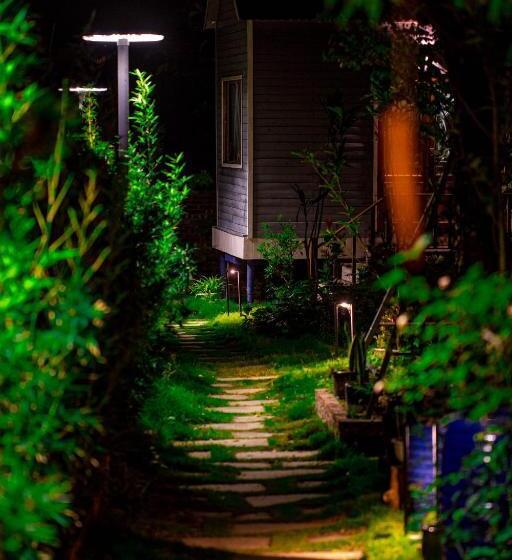 هتل Blue Lagoon Cat Ba