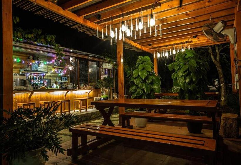 هتل Blue Lagoon Cat Ba